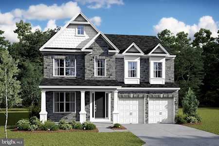 11801 Prospect View Ave Glenn Dale, MD 20769