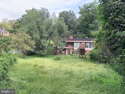 5405 Tuscarawas Rd Bethesda, MD 20816