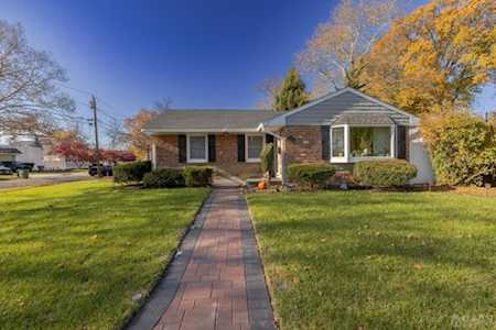126 Garden Terrace Edison, NJ 08817