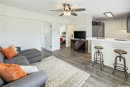 1707 Anapuni Street #6 Honolulu, HI 96822