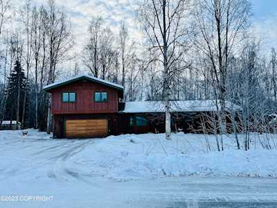 23234 Northwoods Dr Chugiak, AK 99567