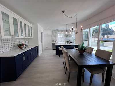 2319 Bonnie Brae Santa Ana, CA 92706