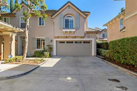 46 Danbury Ln Irvine, CA 92618