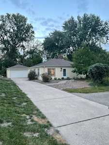 2976 Victoria Street N Roseville, MN 55113