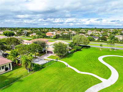 2017 SE 21st Ct Homestead, FL 33035