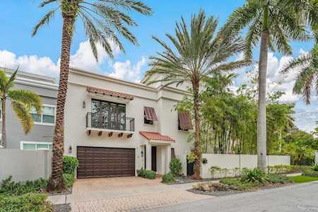 304 NE 12th Ave #304 Fort Lauderdale, FL 33301