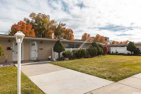 3616 S 860 E Millcreek, UT 84106
