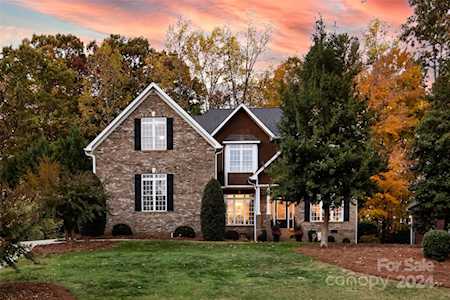 7564 Turnberry Ln Stanley, NC 28164