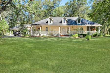 560 China Berry Ln Havana, FL 32333