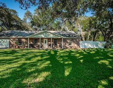 1906 E 149th Ave Lutz, FL 33549