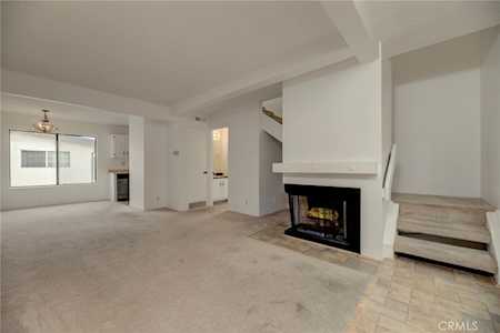 1415 E 4th St #6 Long Beach, CA 90802