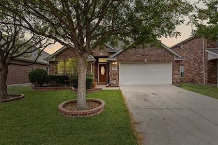 2152 Stuttgart Drive Frisco, TX 75033