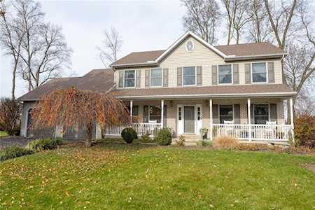 1765 Deer Path Rd Easton, PA 18040