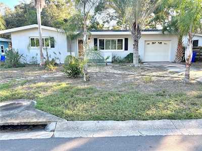 1079 Idlewild Dr S Dunedin, FL 34698