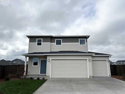 8829 N 3rd CIR Ridgefield, WA 98642