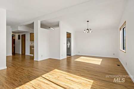 1907 W Flamingo Ave #92 Nampa, ID 83651-1684
