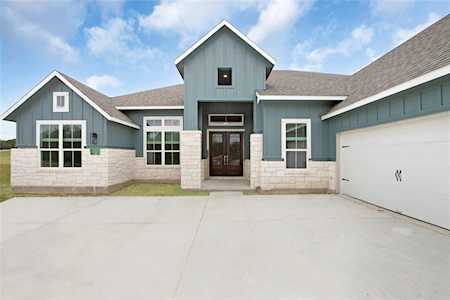 153 Mcnaughton DR Liberty Hill, TX 78642