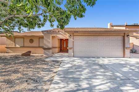 2432 La Casa Dr Henderson, NV 89014