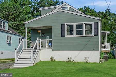 53 W Center Ave Maple Shade, NJ 08052