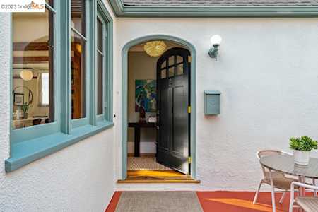 258 40th Street Way Oakland, CA 94611
