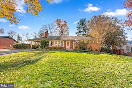 9925 Dellwood Ave Columbia, MD 21046