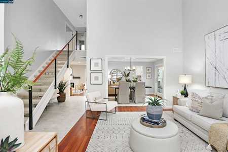 540 Adirondack Way Walnut Creek, CA 94598