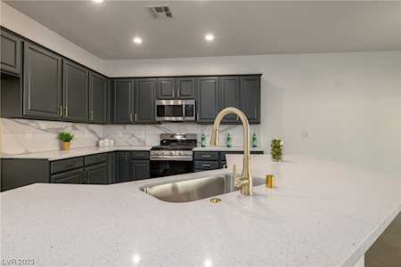 2330 Amana Dr Henderson, NV 89044
