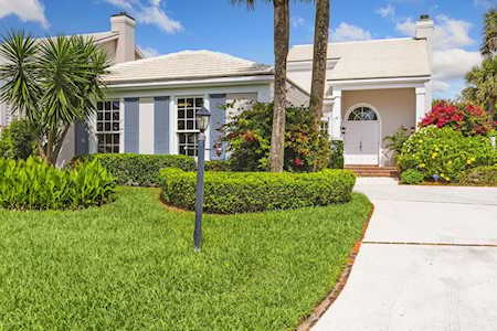 171 S Camelia Ct Indian River Shores, FL 32963