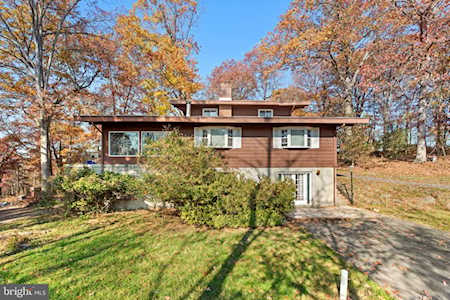 1410 Woodcliff Ave Catonsville, MD 21228