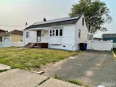201 Campbell Street Woodbridge Proper, NJ 07095