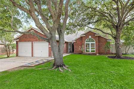 4207 Reynosa DR Austin, TX 78739