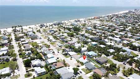 193 Hibiscus Dr Fort Myers Beach, FL 33931