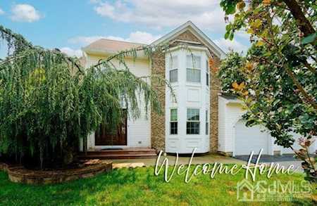 32 Woodruff Drive Old Bridge, NJ 07747