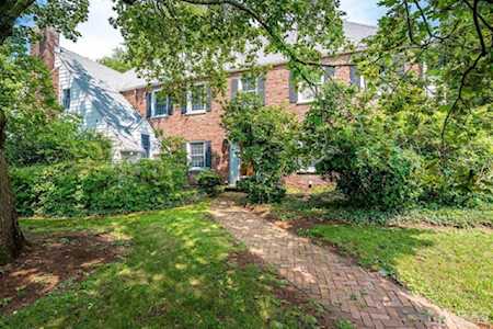 82 Spring Street Metuchen, NJ 08840