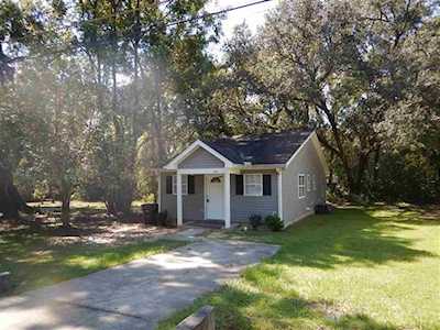 2728 Cypress Lake St Tallahassee, FL 32310