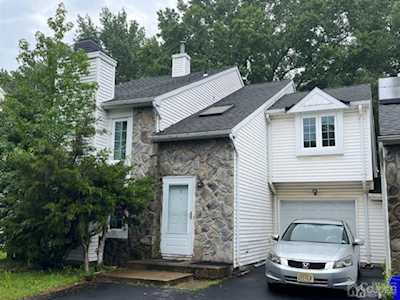 5 Scott Court South Brunswick, NJ 08810