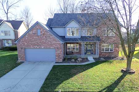 8657 Holm Mountain Circle Avon, IN 46123