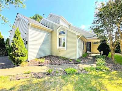 3313 Barberry Ln Virginia Beach, VA 23453