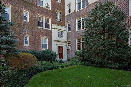 3 Tanglewylde Ave #3B Bronxville, NY 10708