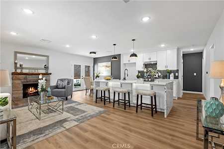 3095 College Ave Costa Mesa, CA 92626