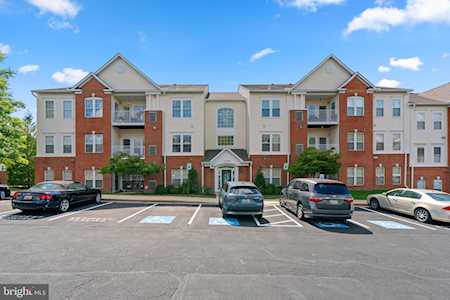 2400 Chestnut Terrace Ct #202 Odenton, MD 21113