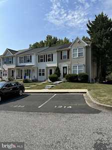 1214 Splashing Brook Dr Abingdon, MD 21009