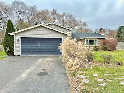 28W516 Leverenz Rd Naperville, IL 60564