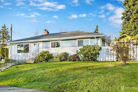 1119 E North St Bellingham, WA 98226