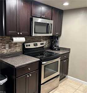 1338 Sierra Dr Virginia Beach, VA 23453