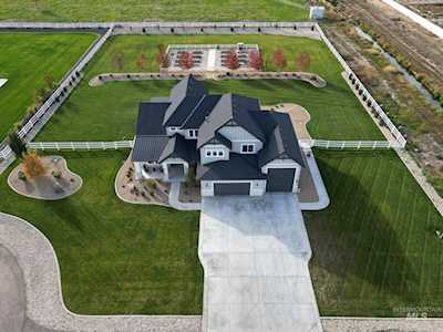 22875 Riley Court Middleton, ID 83644