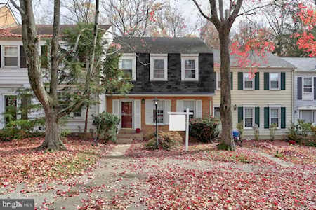 9007 Queen Maria Ct Columbia, MD 21045
