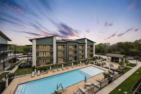 4704 Sunset TRL #2301 Austin, TX 78745