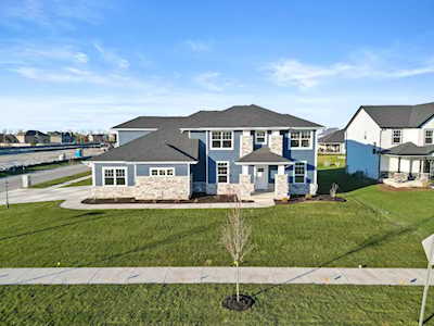 443 Megan Way Munster, IN 46321
