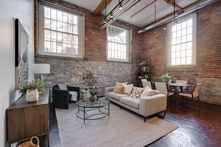 1350 Rosa L Parks Blvd #262 Nashville, TN 37208